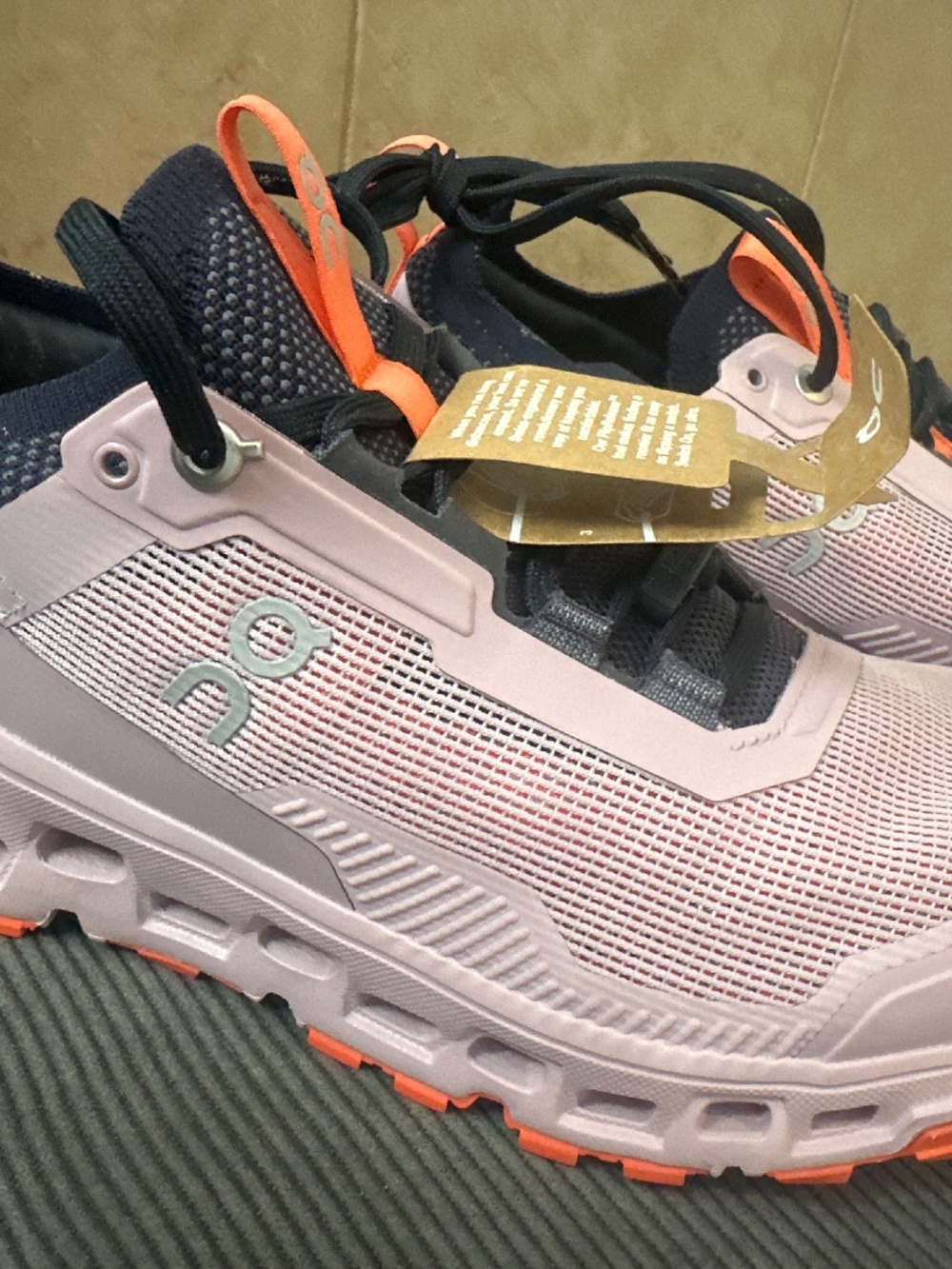 On Women's 9